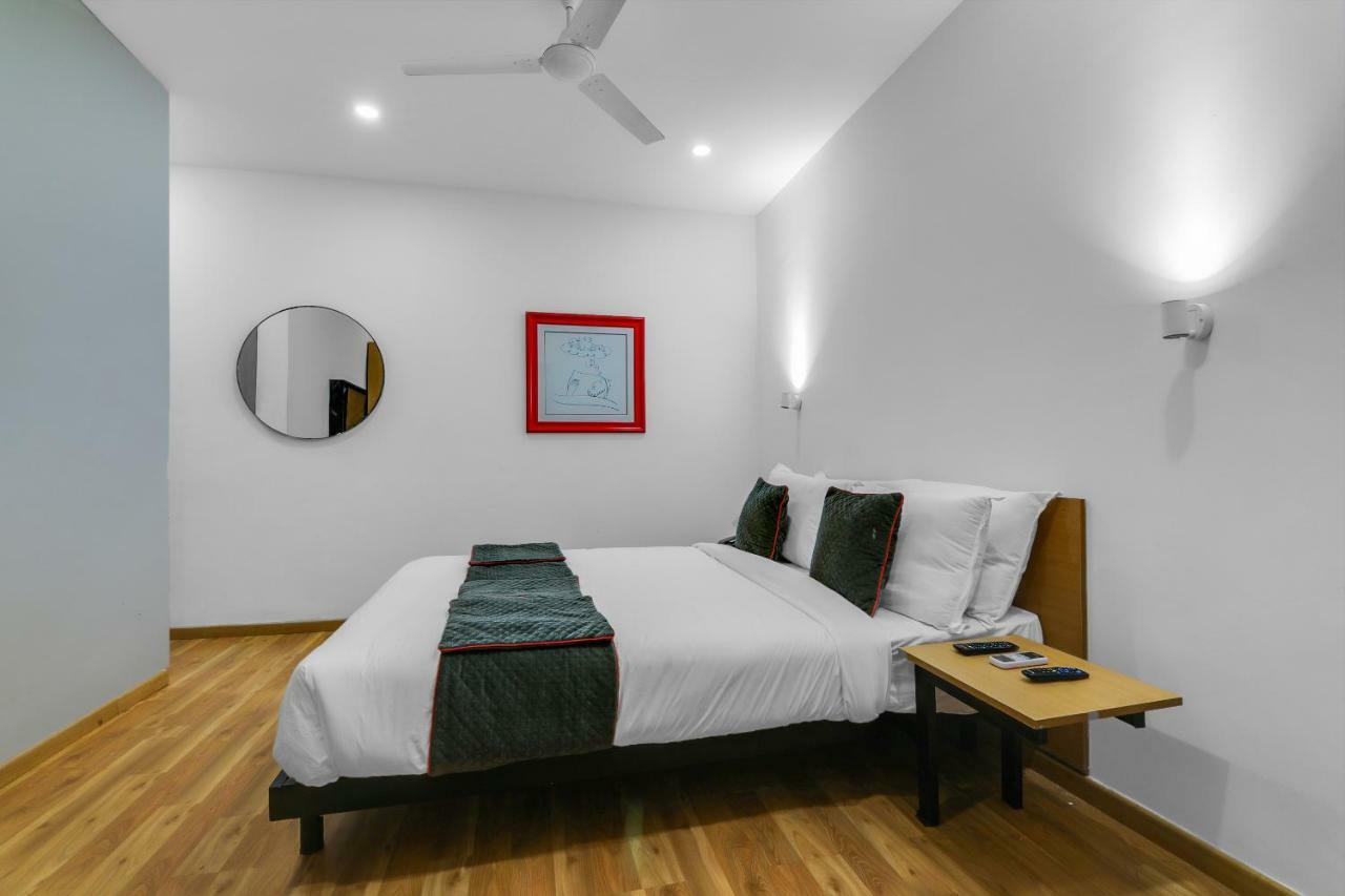 Oyo Townhouse 87 Spartan Nagar Csennai Kültér fotó