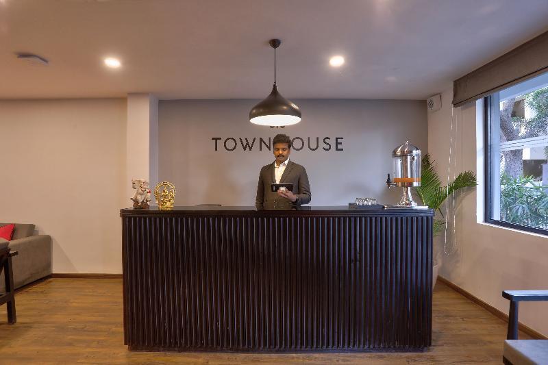 Oyo Townhouse 87 Spartan Nagar Csennai Kültér fotó