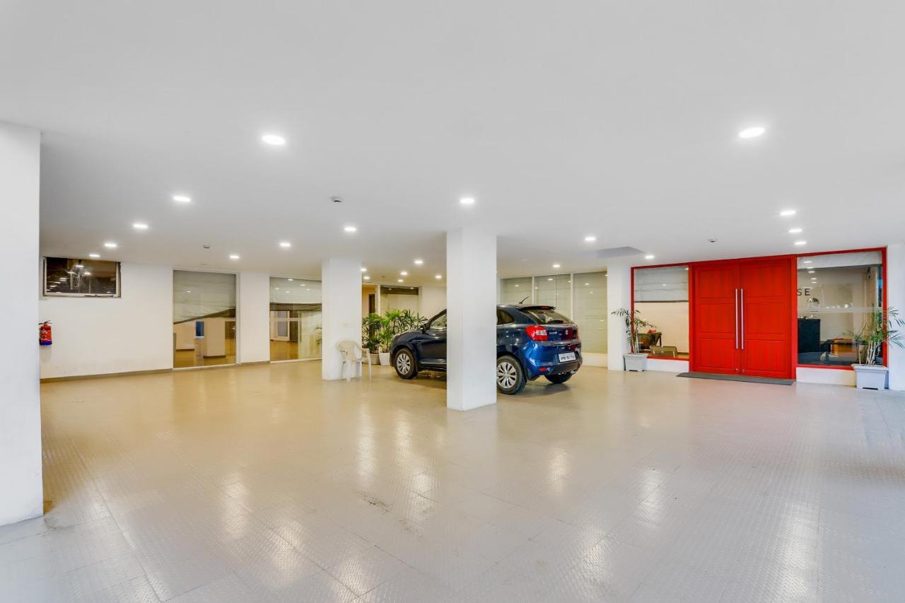 Oyo Townhouse 87 Spartan Nagar Csennai Kültér fotó